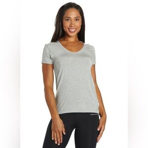 BoodyWomen's V-Neck T-Shirt Size XS